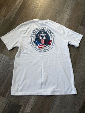 Vineyard Vines Bernese Mountain Dog White Graphic Tee Patriotic Dog Logo Kids M